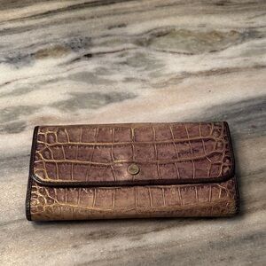 ABAS LEATHER ALLIGATOR WALLET WITH METALLIC GOLD OVER GREY